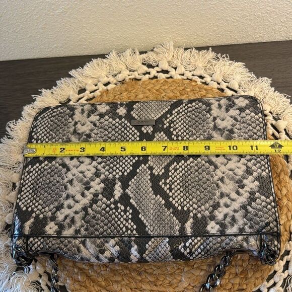 Aldo Womens NWOT Snake Print Chain Strap Shoulder Bag - Picture 4 of 11